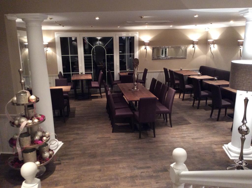 Landcafe Mit Mini Hotel Burgdorf Ngoại thất bức ảnh