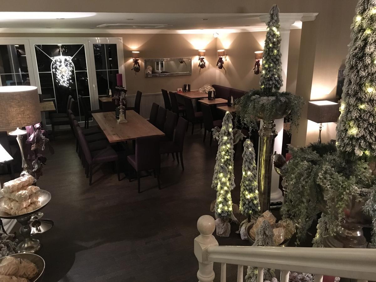 Landcafe Mit Mini Hotel Burgdorf Ngoại thất bức ảnh
